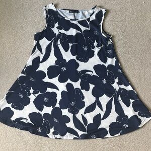 Floral Sleeveless Tunic Top - Black and White